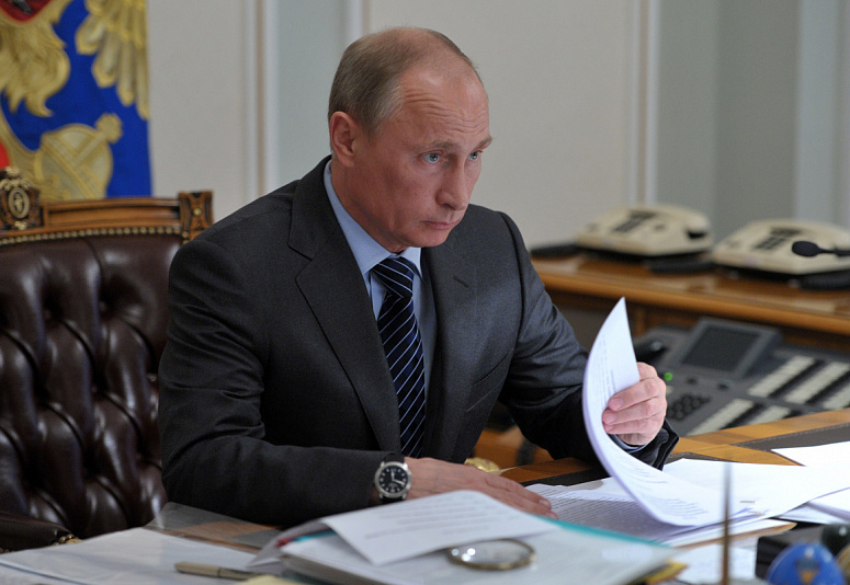 Путин заявил, что обстановка с коронавирусом в России постепенно стабилизируется