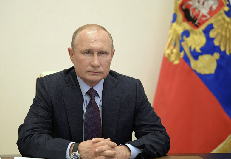 Владимир Путин заявил об уверенном выходе страны из пандемии коронавируса